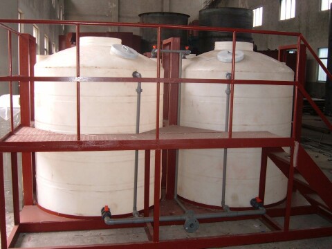 一体化加药装置图